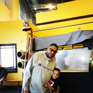 Meet your Posher, Yakeem